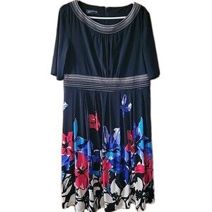 Jones New York Dress Women's 16 Knit Black Floral Short Sleeve Fit Flare Casual